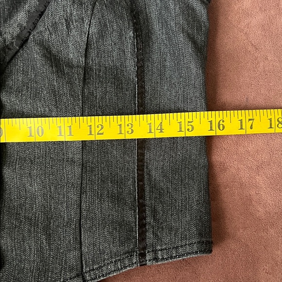 LAL Stylish Gray Button-Up Vest‎ with lace accent back pleated hem size S - Picture 7 of 9